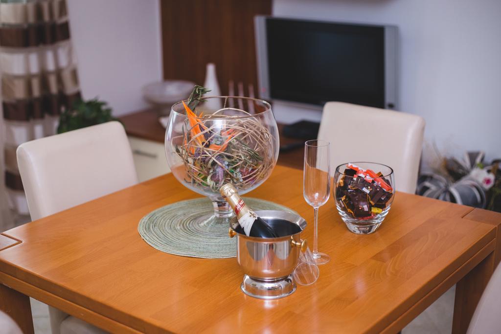 Apartment Karla&Nella Stobreč Εξωτερικό φωτογραφία